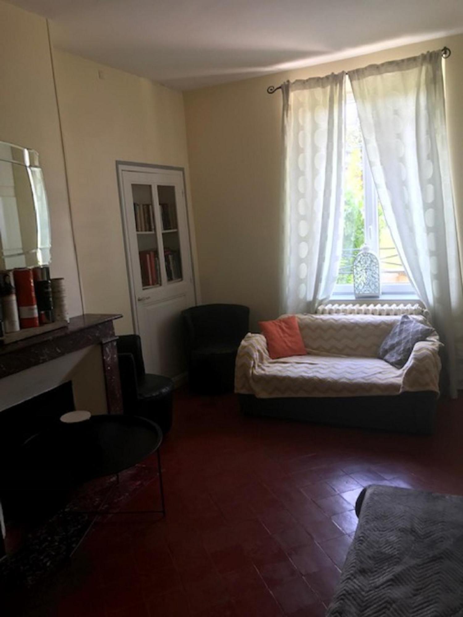La Maison D'Amis Auneuil Ngoại thất bức ảnh