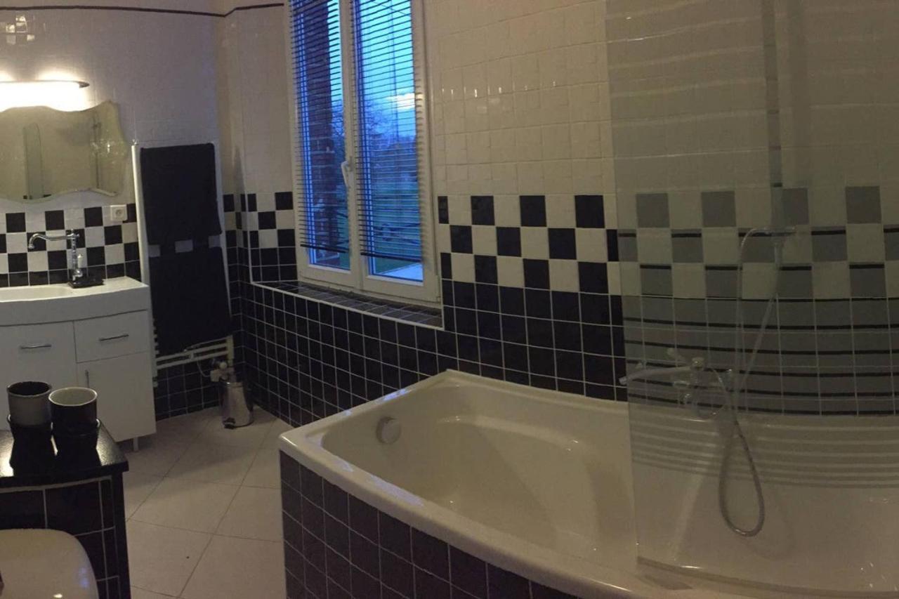 La Maison D'Amis Auneuil Ngoại thất bức ảnh